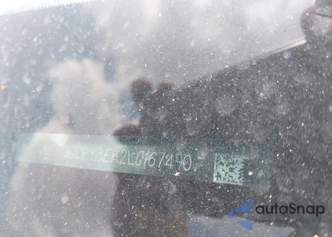 2020 Chevrolet Silverado 1500 4Wd Short Bed Custom z USA, uszkodzony, nr VIN 3GCPYBEK2LG167490